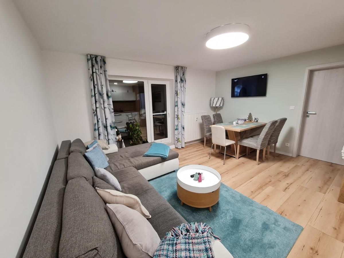 Apartmany Ema A Peter Terchova Bagian luar foto