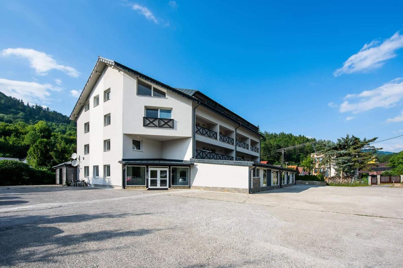 Apartmany Ema A Peter Terchova Bagian luar foto