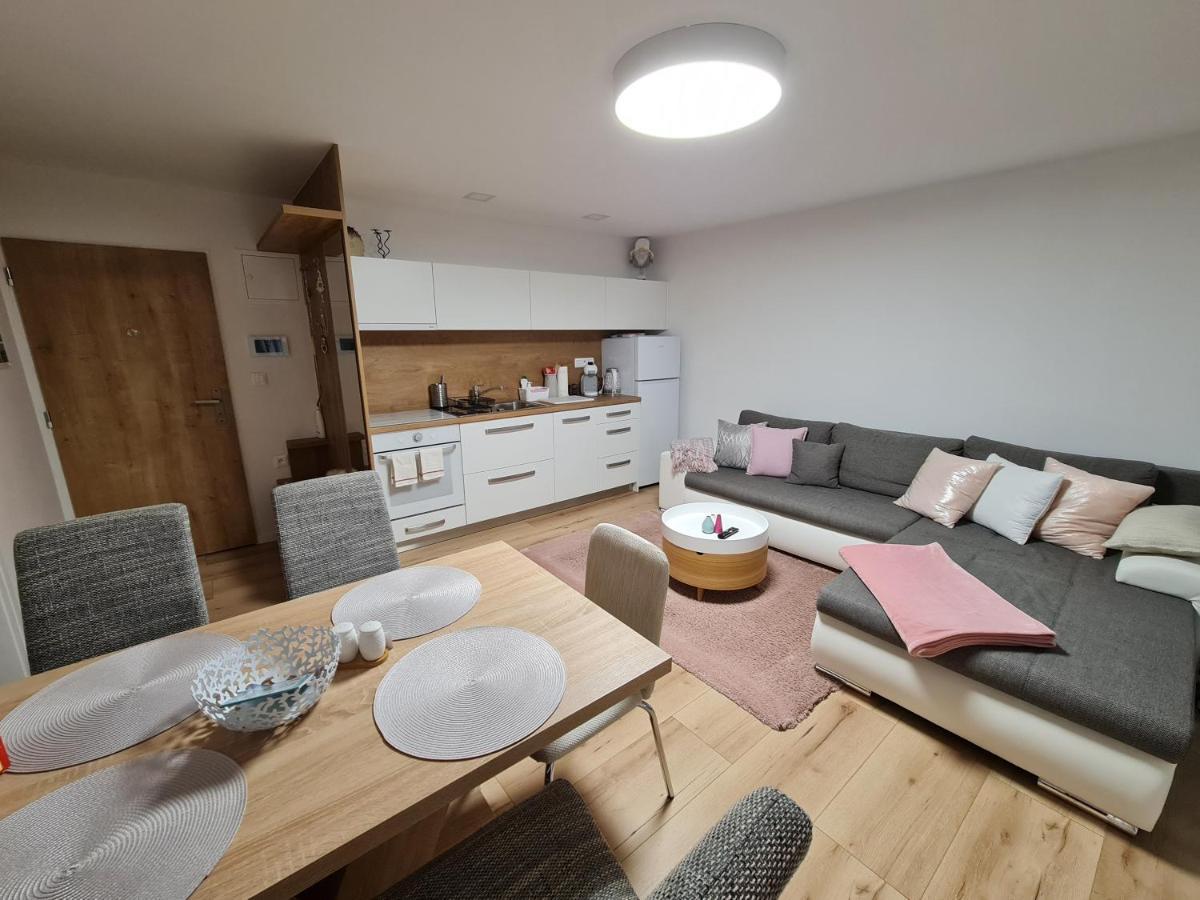 Apartmany Ema A Peter Terchova Bagian luar foto